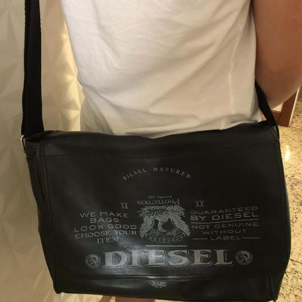 Bolsa tiracolo de couro DIESEL ORIGINAL.