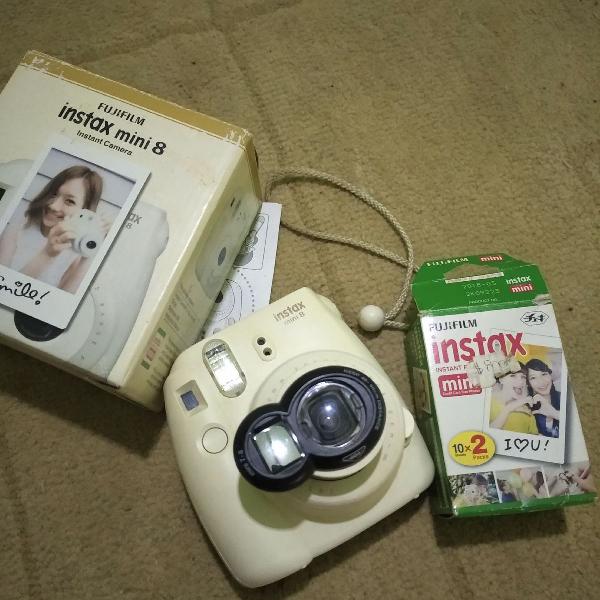 Câmera Instax Mini 8 Polaroid