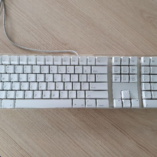 Teclado Apple Wired Extended Keyboard - A1048 - USB