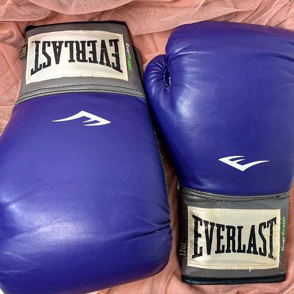 luva de boxe iniciante feminina