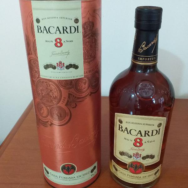 rum bacardi 1litro com a caixa