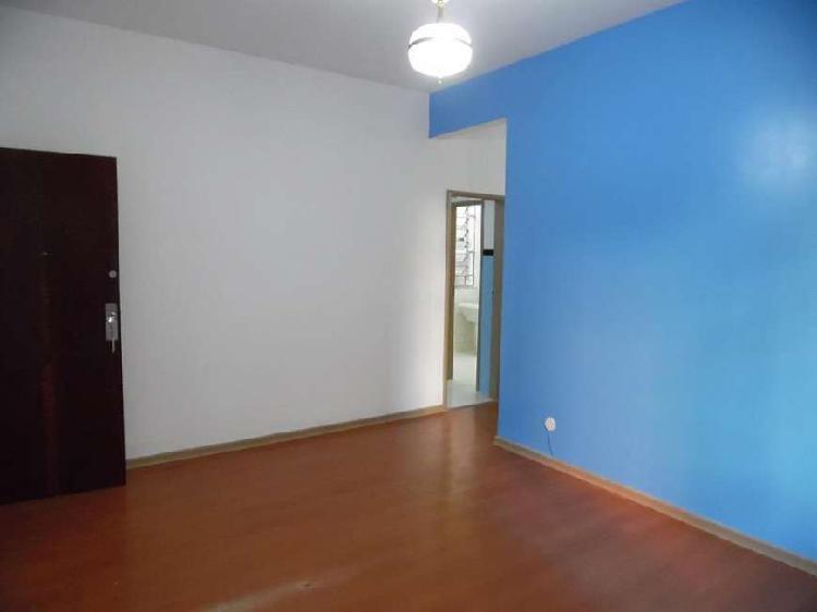 Apartamento para venda com 100 metros quadrados com 3