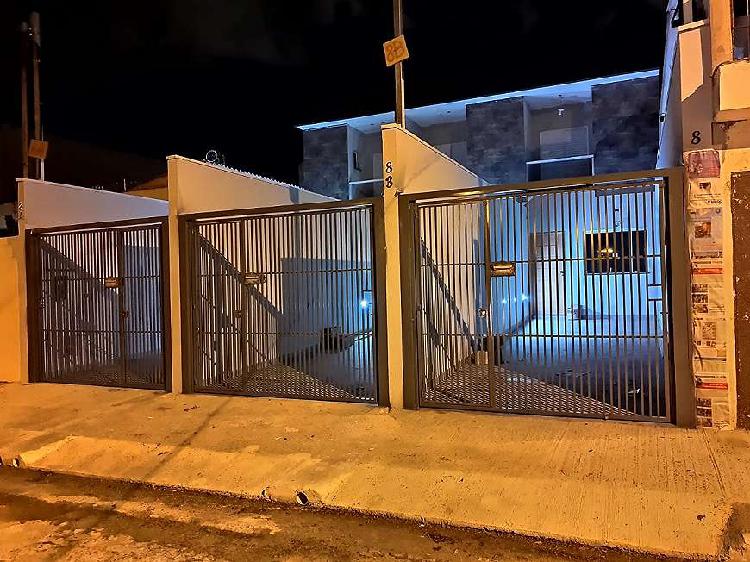 Sobrado para venda possui 84 metros quadrados com 2 quartos