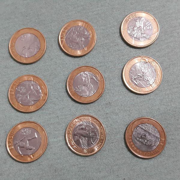 9 moedas de 1 real variadas