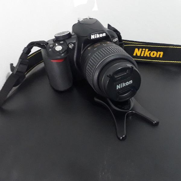Camera Nikon Digital SLR D3100