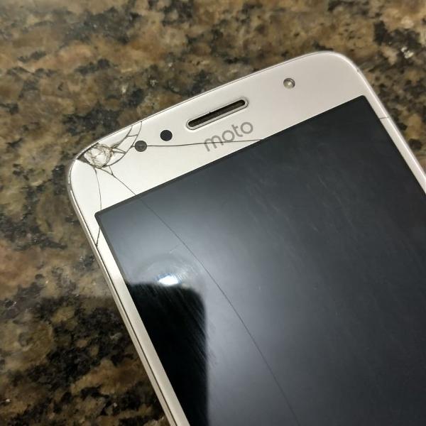 Celular motog5s