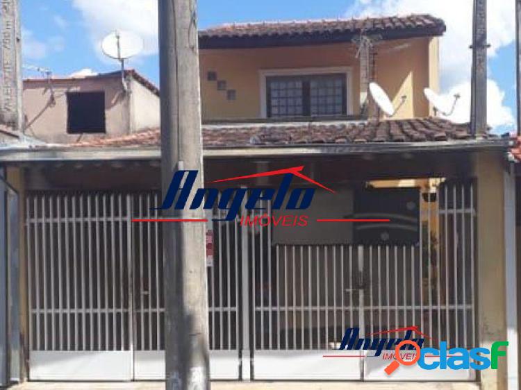 Excelente Sobrado à Venda no Residencial União em São