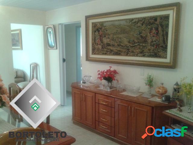 Excelente residência próximo a Antonio Olindo/área 1.358