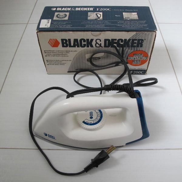 Ferro Black &amp; Decker F200c - Passa A Seco - 120V