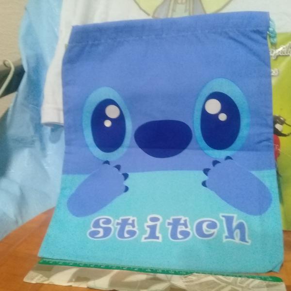 Stitch - saquinho porta objetos - de pano.