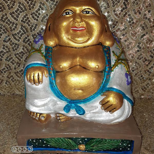 Vendo buda dourado da prosperidade