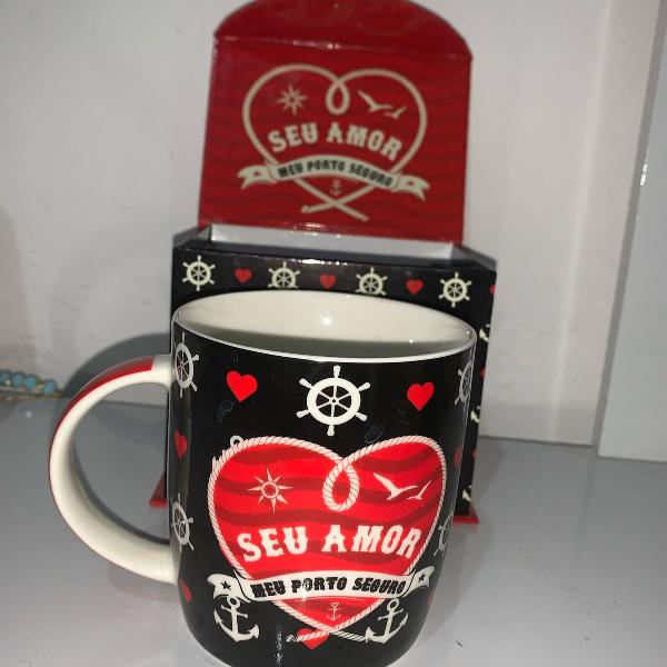 caneca com caixa