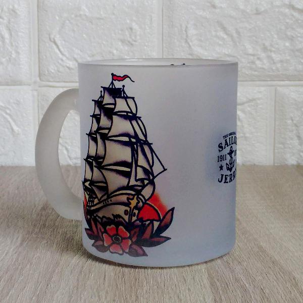 caneca sailor jerry em vidro fosco