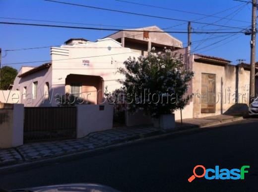 Casa antiga com terreno de 490 m2 no Jd Paulistano