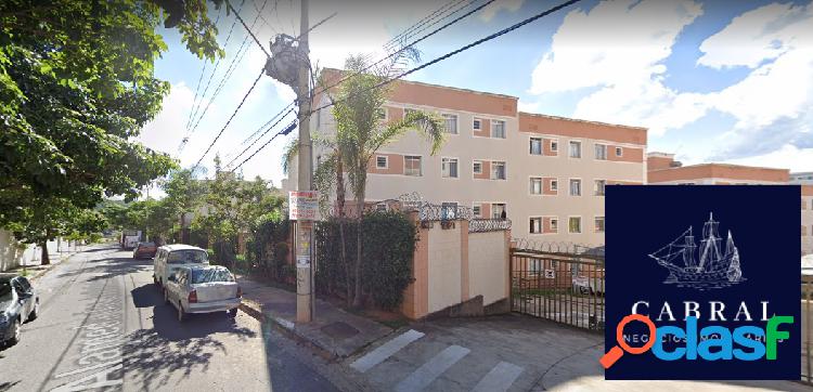 Apartamento com 2 Quartos à Venda, 45 m² por R$ 165.000
