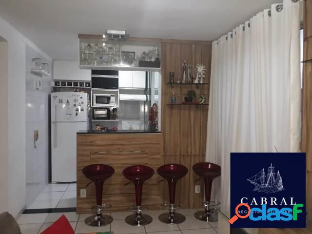 Apartamento com 2 Quartos à Venda, 45 m² por R$ 195.000