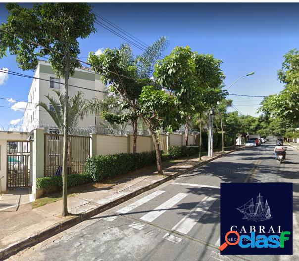 Apartamento de 2 quartos, à venda no bairro Cabral 170.000