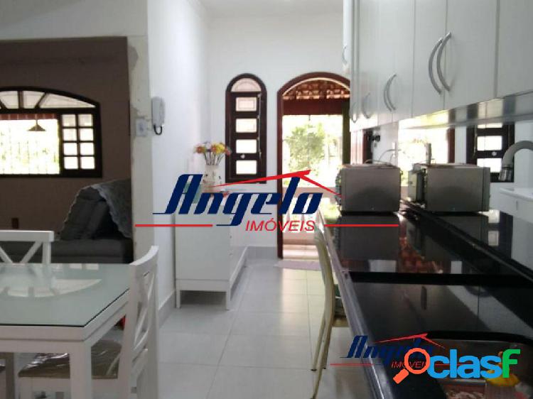 Linda Casa à Venda na Vista Verde em São José dos Campos