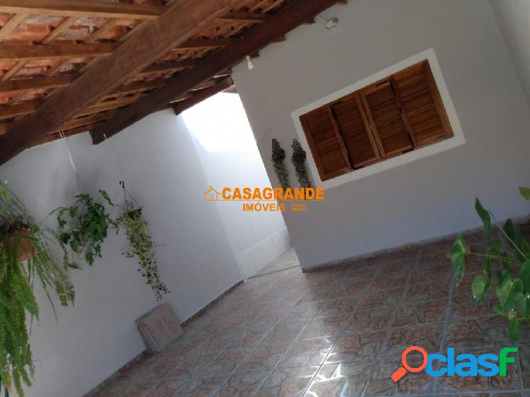 Linda Casa a venda no Residencial São Francisco