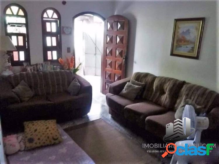 Casa à venda na Vila Santos com edícula