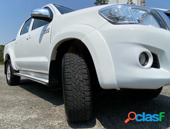 TOYOTA HILUX CD SRV D4-D 4X4 3.0 TDI DIES BRANCO 2015 3.0