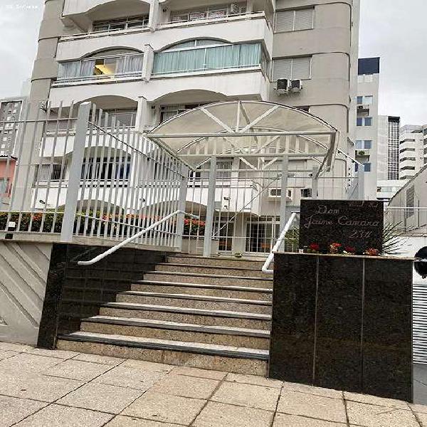 Apartamento Mobiliado para Venda em Florianópolis, Centro,