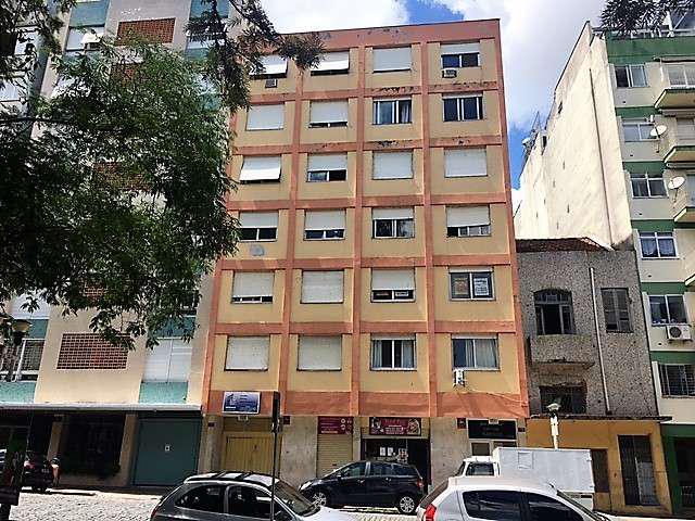 Apartamento de 01 dormitório na Rua dos Andradas, Centro