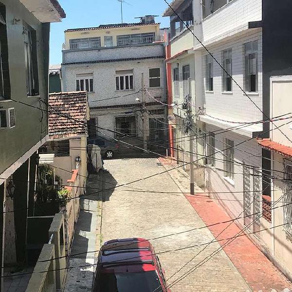 Apartamento em vila residencial fechada com 90m².