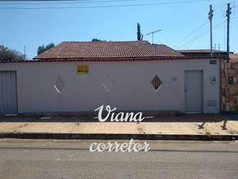 Casa com 3 quartos à venda no bairro Vila Rezende, 200m²
