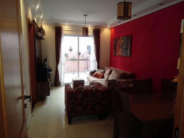 Casa para venda possui 120 metros quadrados com 3 quartos em