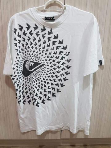 Duas Camisetas Quiksilver