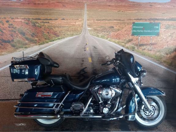 Harley-Davidson - Electra Glide Classic