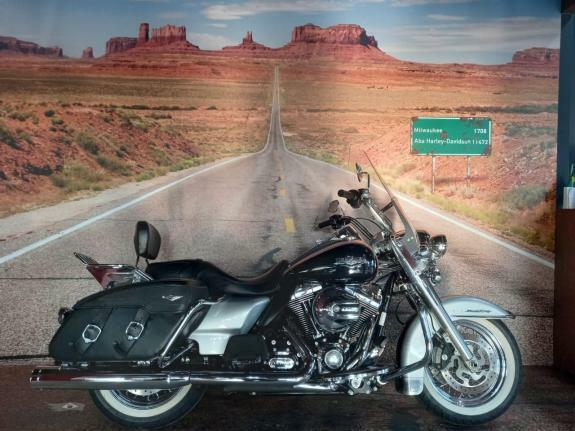 Harley-Davidson - Road King Classic