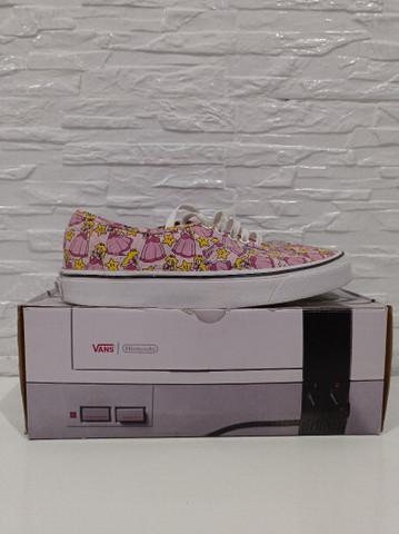 Tênis Vans Collab Nintendo - Princesa Peach