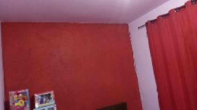 Vendo casa com 3 dorm e 1 suíte ótima localização