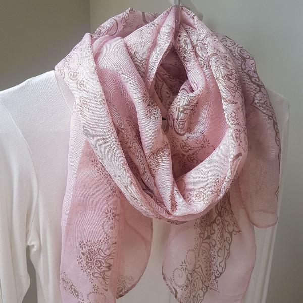 c-022 echarpe cachecol rosa arabescos marrons 160 x 80 cm