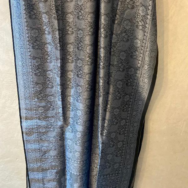 lenço indiano azul acinzentado (comprado no exterior)