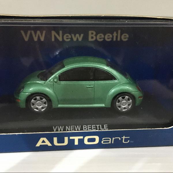 miniatura autoart vw new beetle