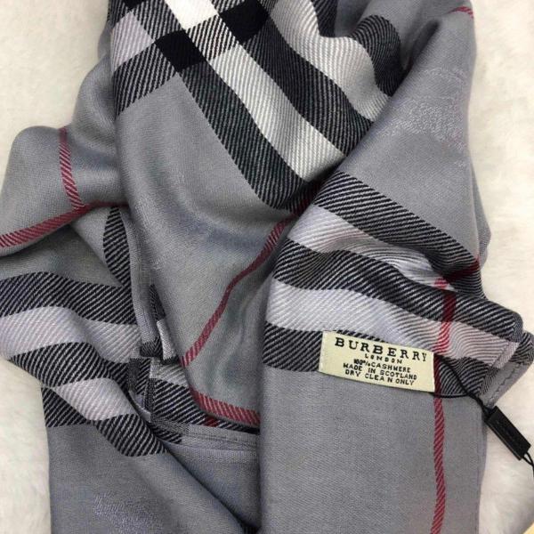 pashmina burberry