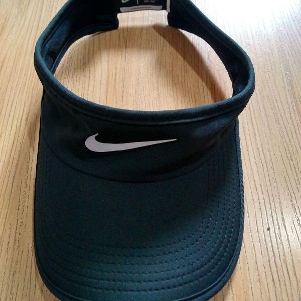 viseira Nike drifit