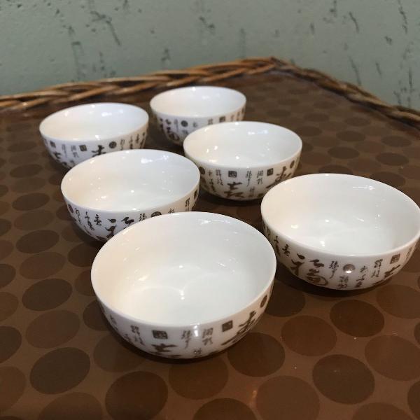 6 cumbuquinhas de porcelana mini tigelas