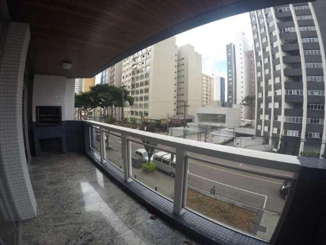 Alugo Apartamento com 4 Quartos 300 m² por R$ 3.000/Mês