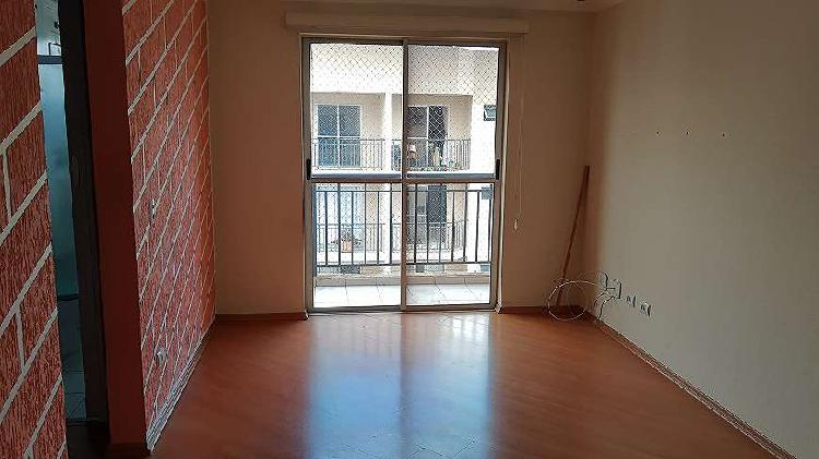 Apartamento 2 dormitórios 2 vagas cobertas mobiliado