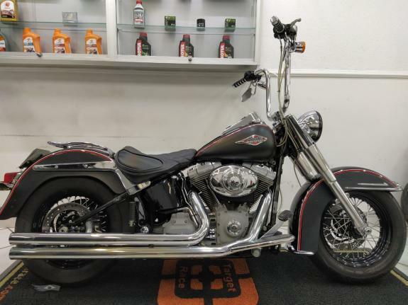 Harley-Davidson - Softail Heritage Custom