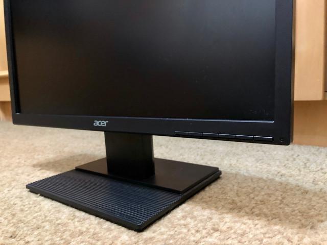 Monitor Lcd Acer 19,5 Praticamente Novo!!