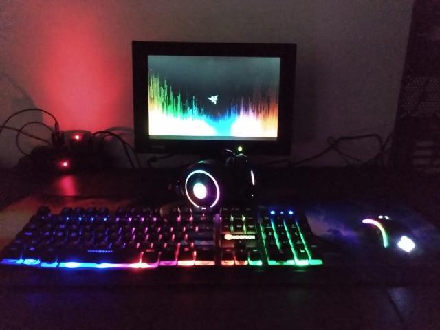 Teclado e Mouse Gamer RGB