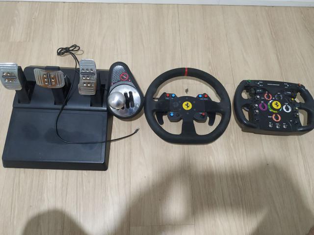 Thrustmaster: pedal T3PA, cam TH8A (vendido), volante 599xx