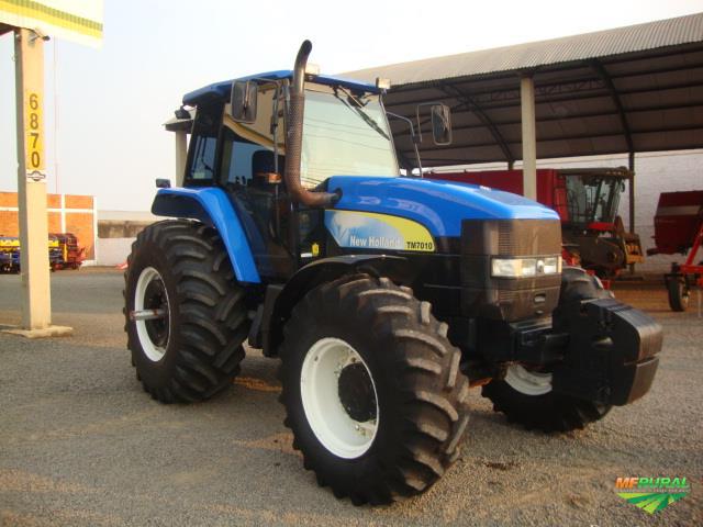 Trator New Holland TM 7010 4x4 ano 13