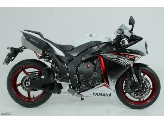 Yamaha - YZF R1