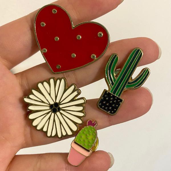 conjuntinho de pins